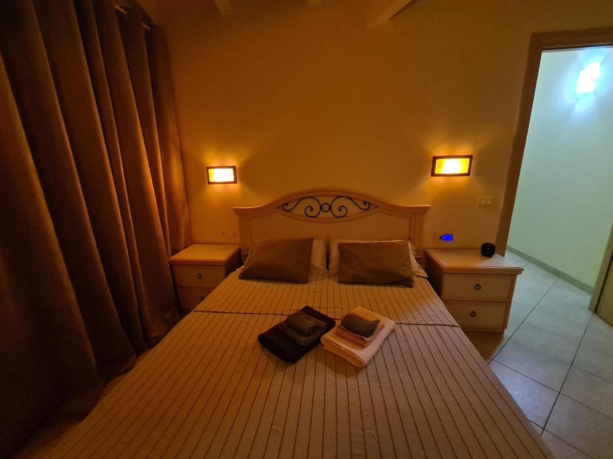 Plaza Top Floor Apartment Санта-Мария Экстерьер фото